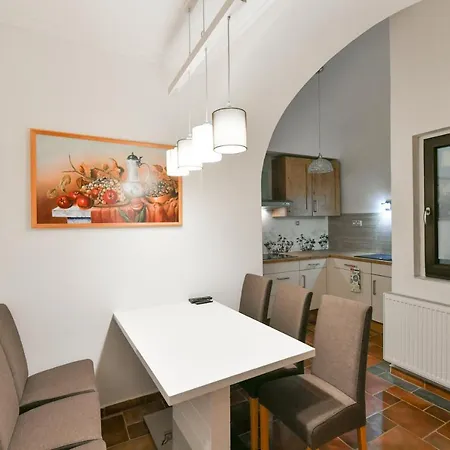 Apartmany Na Namesti 85 Jindřichŭv Hradec Exterior photo