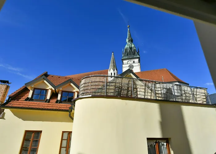 Apartmany Na Namesti 85