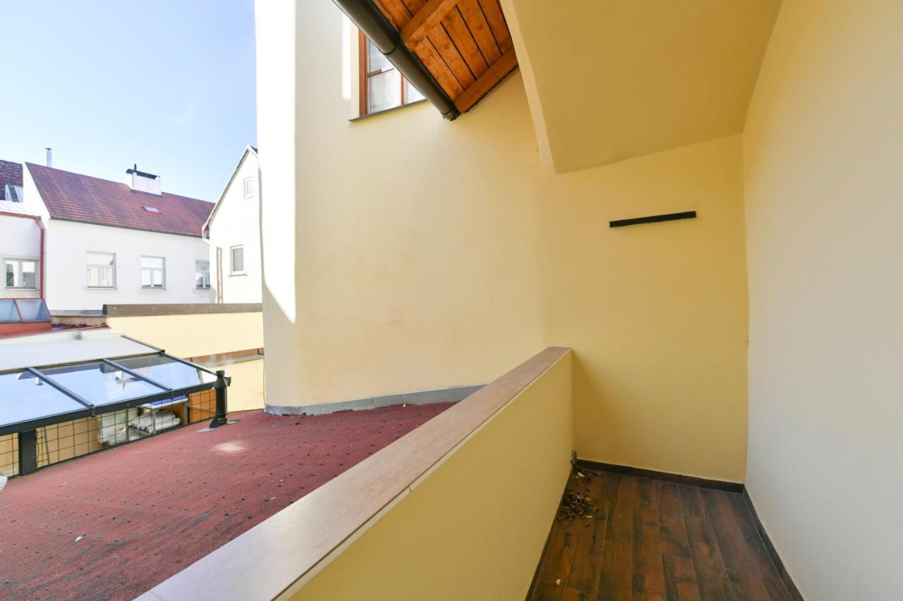 Appartement Na Namesti 85 Jindřichův Hradec