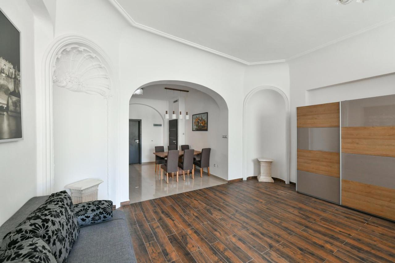 Appartement Na Namesti 85